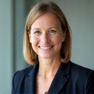 Sanne de Lange professional portrait